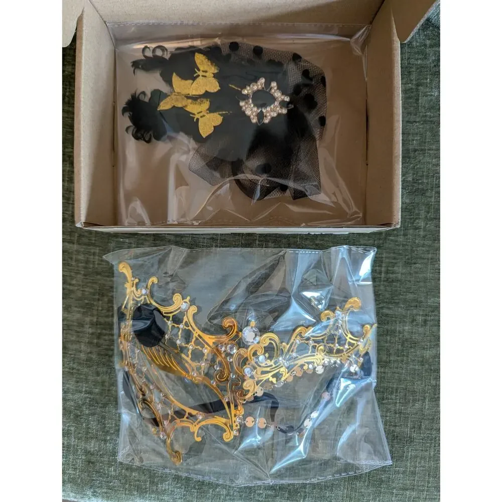 N/A masquerade mask
